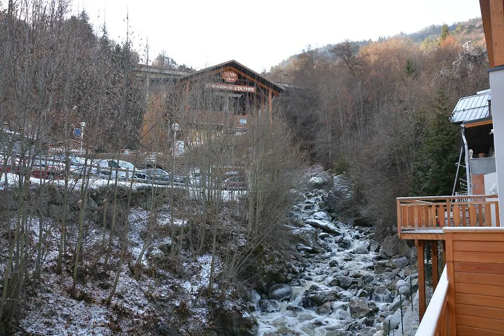 A Vous Les Trois Vallees Brides-les-Bains 0*,